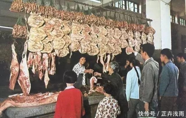  「七十年代」老照片：七十年代的广州，那时候火车站周围都是山