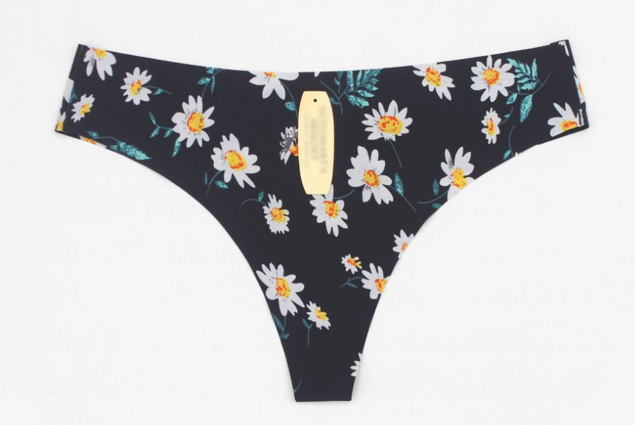 越来越多女人不穿三角裤，只穿“五颗珠”，性感撩人特惊艳