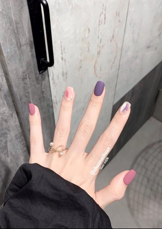  女生■女生手不白可以试试下面这几款美甲，不仅夏日气息十足，还贼少女