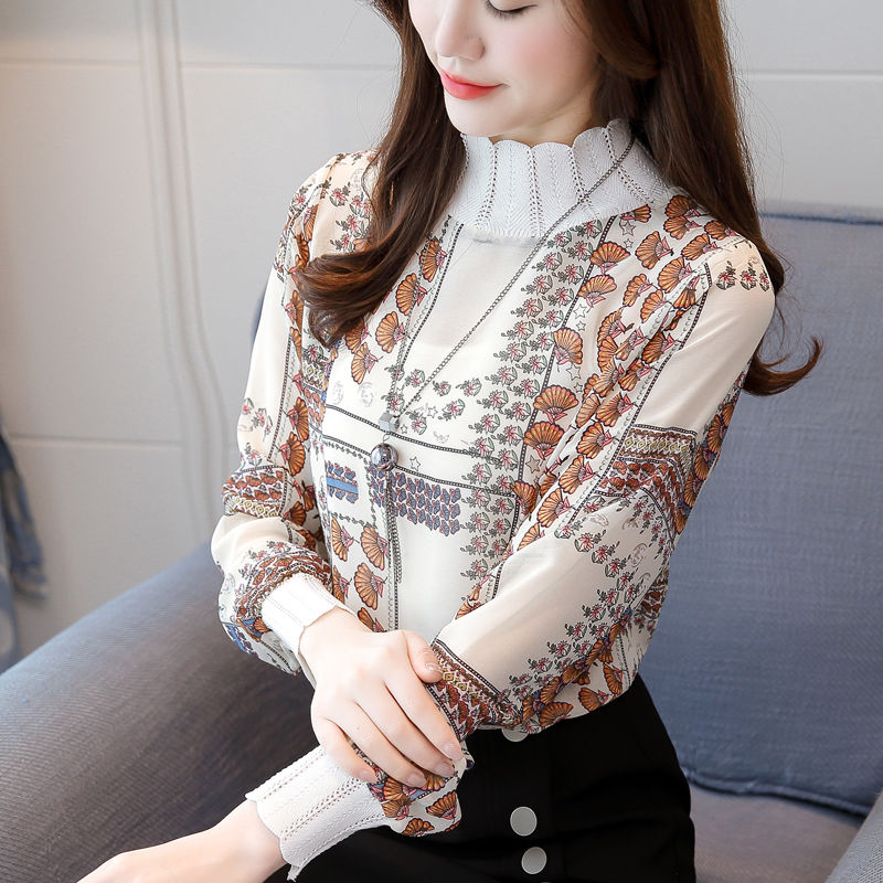 今年超流行的打底衫，优雅干练很有女人味，上身洋气炸了