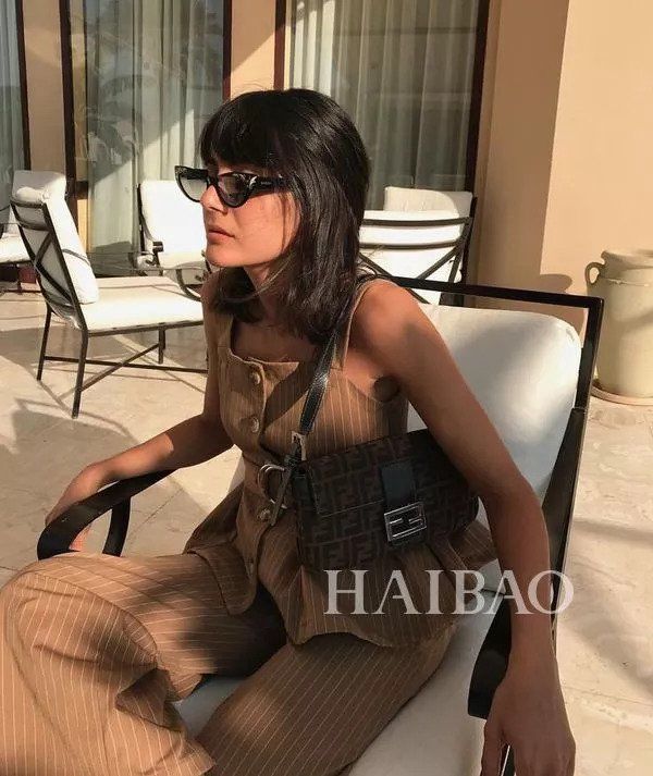 种草| 这些包包买了保证背10年也不落伍，甚至还能当传家宝!