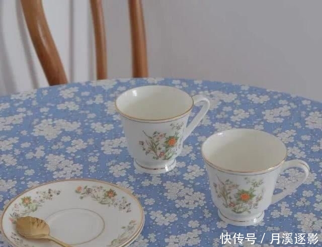  「cm」155小个子这么选春装，大家都以为我长高了10cm！
