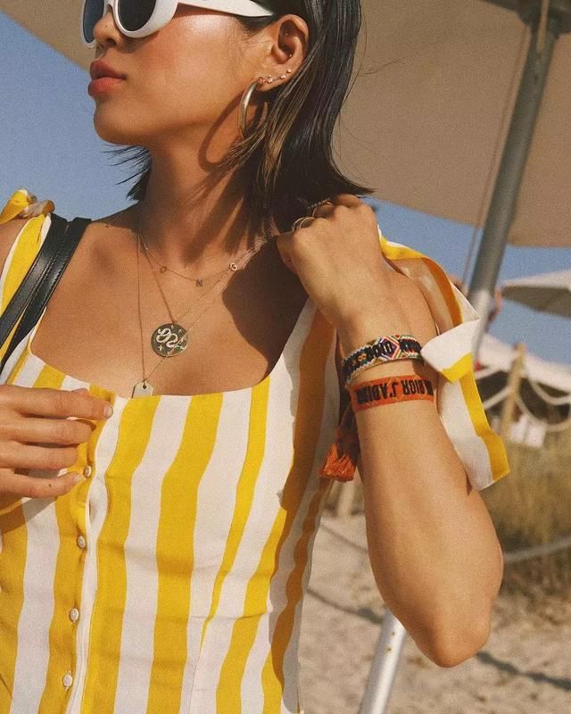 好看的配饰那么多，为啥时装精们都在戴这款？