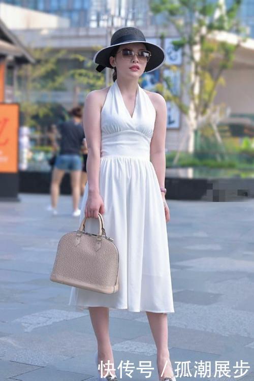 「美女」时尚美女的连衣裙打造仙女般气质,轻巧可人的搭配秀出潮人风范