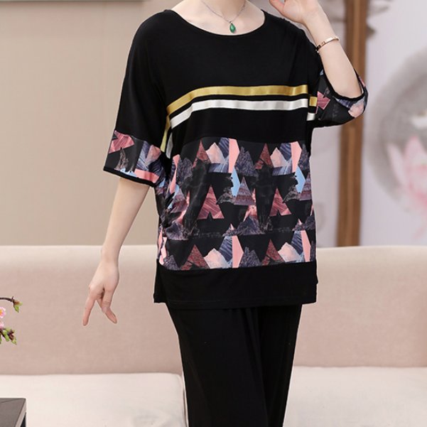 告别外套，多穿这样的妈妈套装，省时还省心