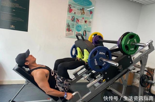 樊少皇登长城引热议成年人的快乐,就是这么简单