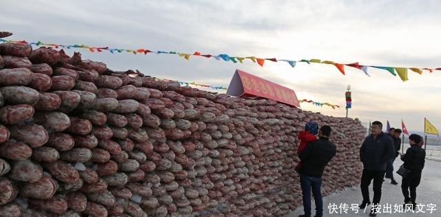 查干湖一网30万斤鱼,头鱼拍卖99万,网友半辈子身价不如一条鱼