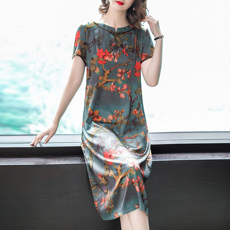 延禧攻略太火了，这些复古宫廷风连衣裙，慵懒迷人，确实显贵气