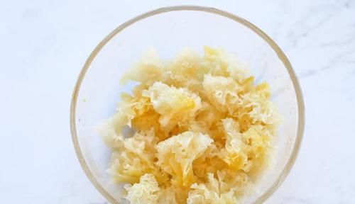  『女人』聪明女人就要学会保养自己，变得美美的，还愁没人疼咱吗？