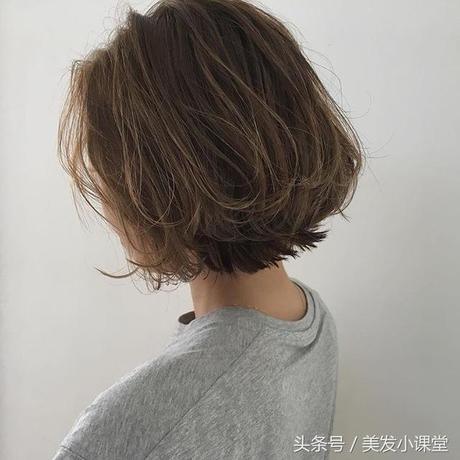 选对短发发型，你也可以时尚又优雅