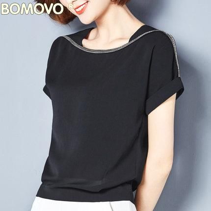 奚梦瑶为博眼球真是拼, 穿黑色背心露肚脐, 霸气外露羡煞旁人