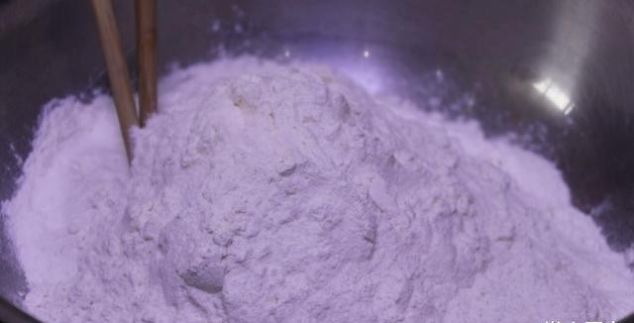  咬一口：宅在家教你做葱油饼, 咬一口酥掉渣, 我家三天两头吃