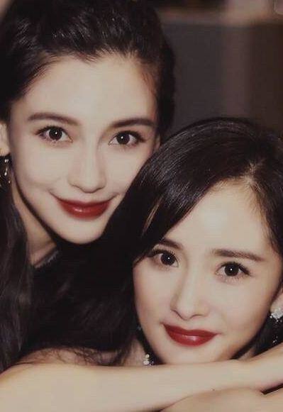 杨幂刘恺威已离婚两年？婚戒已被摘除，知情人士侧面证实献实锤！