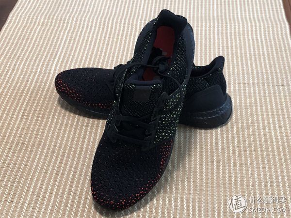 几款热门boost跑鞋展示