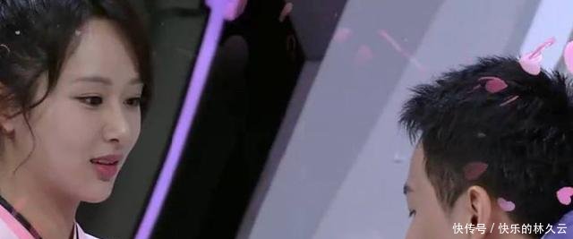 杨紫秦俊杰大秀恩爱，分手谣言不攻自破，网友太甜啦！祝幸福！