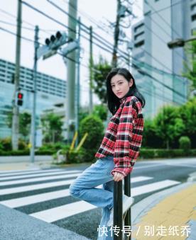 景甜:景甜三十多岁还少女感十足,他的穿搭技巧加了不少分哦