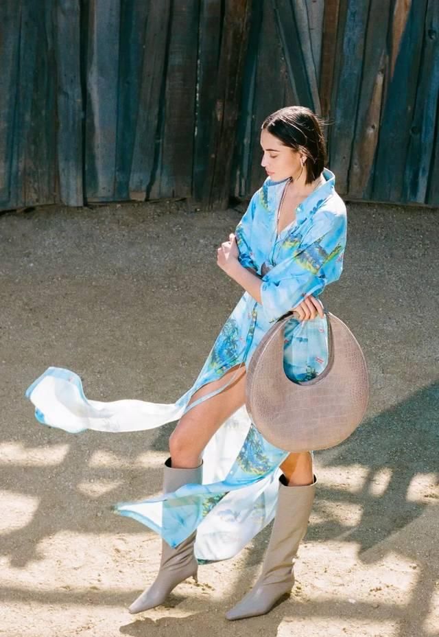  色彩：时装展最靓话题：这8大颜色夫人夫人太炫了，美哭！！