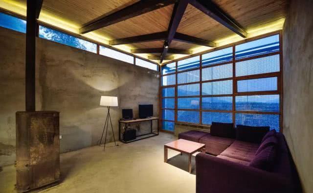  「租下」为养老，他租下20年破农房，院子400㎡，花3年打造出一