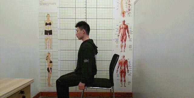  「肩颈线」女生斜方肌大导致溜肩？建议从这两方面调整，带你塑造漂亮肩颈线