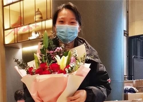 支援■支援武汉的唐山姑娘,生日快乐!你一定会是最美的新娘
