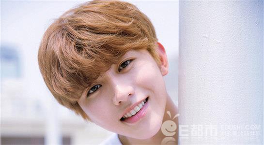 蔡徐坤替身事件真相 为何与黑粉有关揭蔡徐坤人品怎么样当前身价