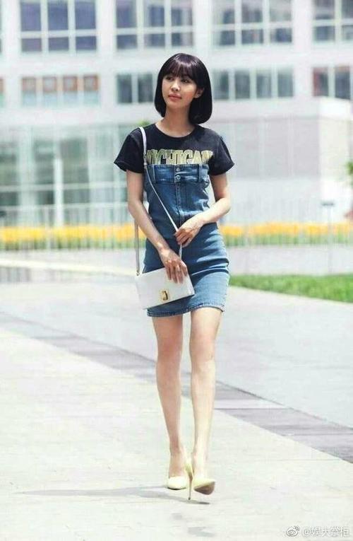 李菲儿不过剪了个刘海，从30岁嫩成13岁，想问黄晓明一句：后悔吗