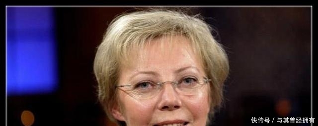 哈空难是什么飞机