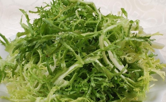 田地里常见的野草，如今不少人采摘或种植，是上好野菜，一斤9元