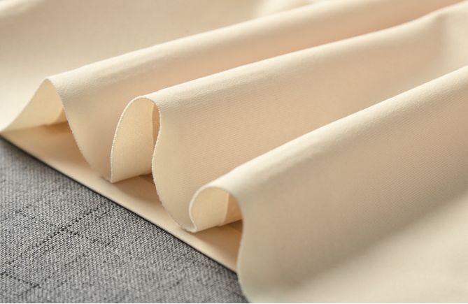 美胸已经不能满足了，心机girl们开始注重舒适性感美背了!