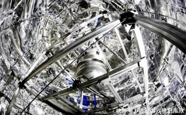 我国斥巨资造直径十二层楼的玻璃球,引众多国