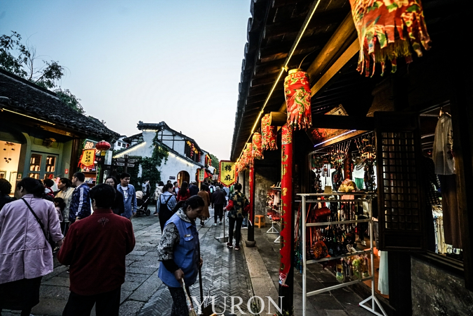 中国最委屈古镇：200元包吃住可玩2天，却被黑成“最坑”古镇