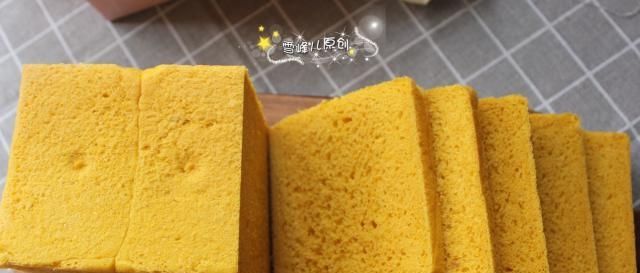  面团■1块南瓜1碗面粉，简单做出大面包，柔软又细腻，再也不用出去买