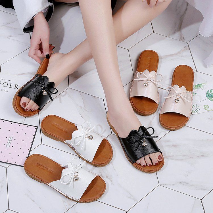 看见女朋友这么穿凉鞋，性感可爱，走了很久都不累脚