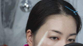 脸小到能埋碗里!海兰终于逆袭,张钧宁美妆教程已上线!