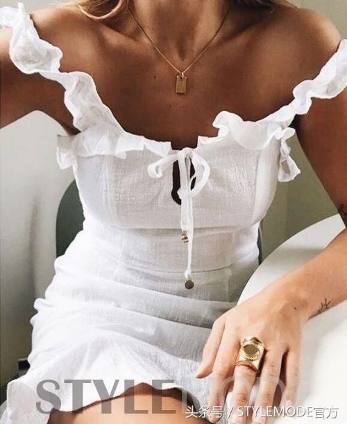 今年最火的连衣裙，惊艳你的款，安排!