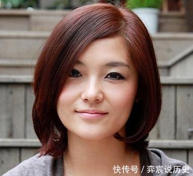  『女人』女人年纪大了，别留这几种发型，更显老气和俗气
