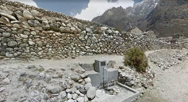 绝对想不到，作为水源源头的喜马拉雅山，生活在这的人们却很缺水