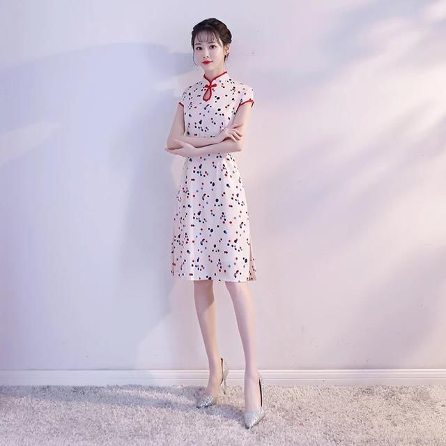 360度无死角，怎么看都完美，时尚小樱桃旗袍！