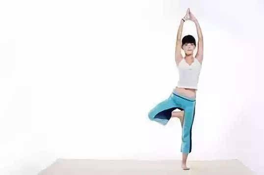 这位性感的东方女神，成了好身材的标杆!