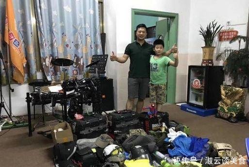 孩子带着父亲骑行去西藏，一共生存44天，衣食住行全是自己做主！