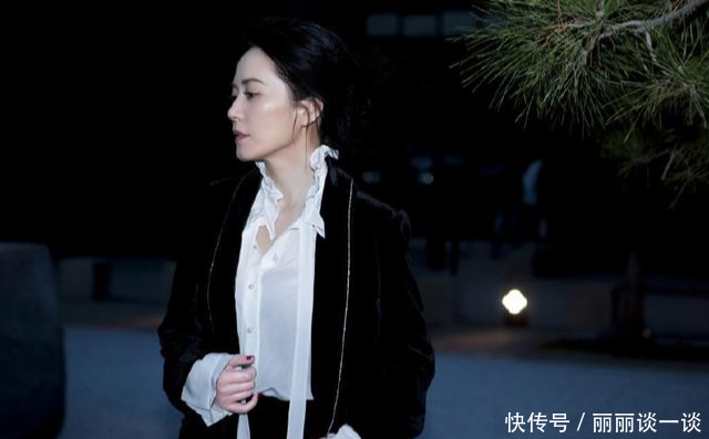  『腰线的连衣』奔五的女人，这“3种”衣服要少穿，尤其是第三种，显老又俗气！