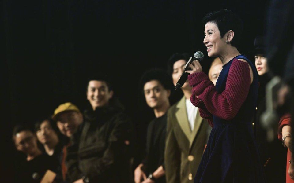 吴君如53岁、邵美琪也53岁，网友:不是同龄