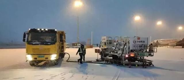 紧急提醒！河南今天预计320万辆车冒雪上路！返程的小伙伴这些信