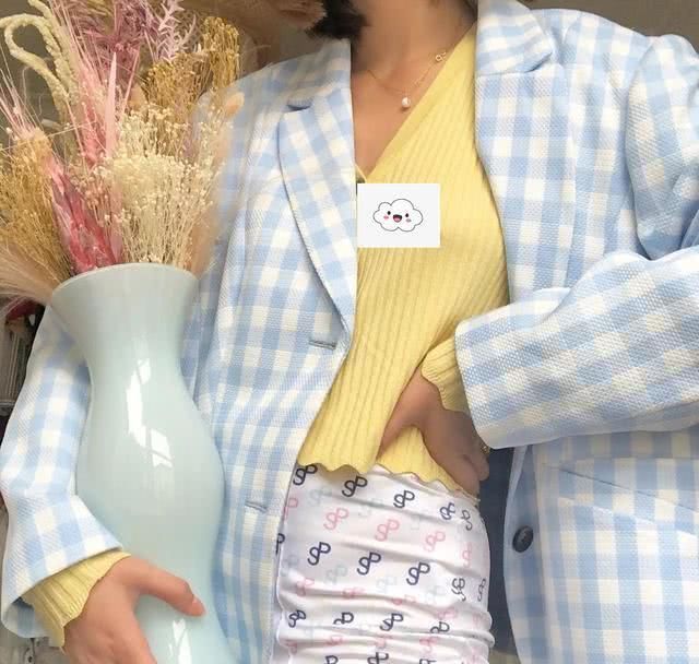 心旷神怡:道别低沉深棕色系,溫柔柔美又讨人喜欢的初恋女友色,给你心旷神怡