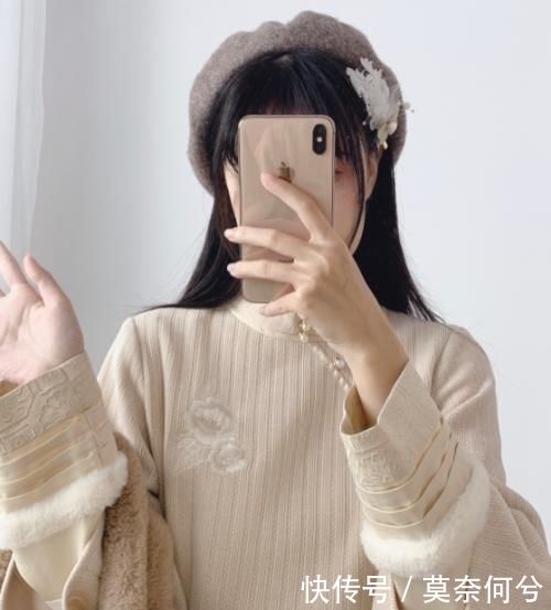  『更是带有一』她是第一个旗袍搭“光腿神器”，却不觉得土的，不料还带火了潮流