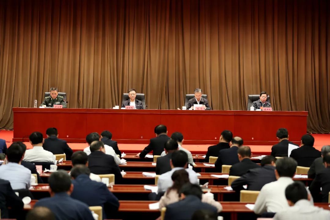 来了来了！退役军人11条必知干货（战友传一下）