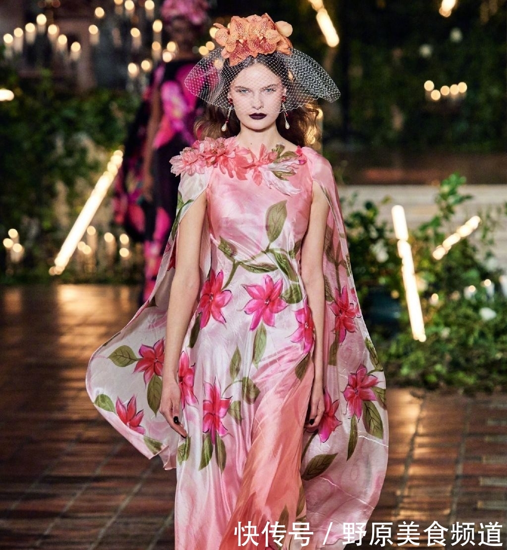  「感觉」Rodarte 2020秋冬系列，经典吸血时尚又复古，复古黑暗且不失浪漫