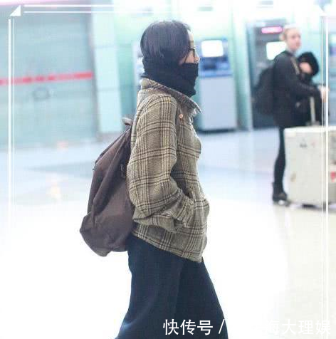 精致起来是女神，邋遢起来是大妈，娱乐圈只有周迅敢说懒得化妆