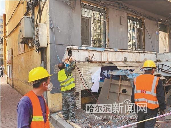  【地下室】12处违建被拆 人行道见亮了