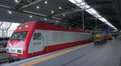  一站■中国首列全卧铺火车，全程727公里一站到达，你想去体验吗